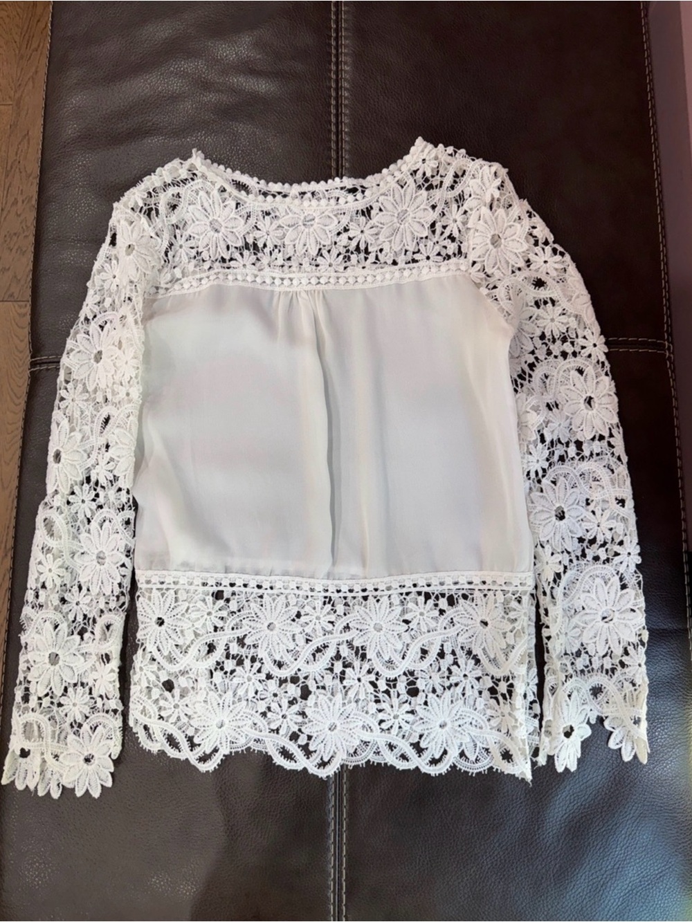 Women’s White Lace Long-Sleeve Crochet Top